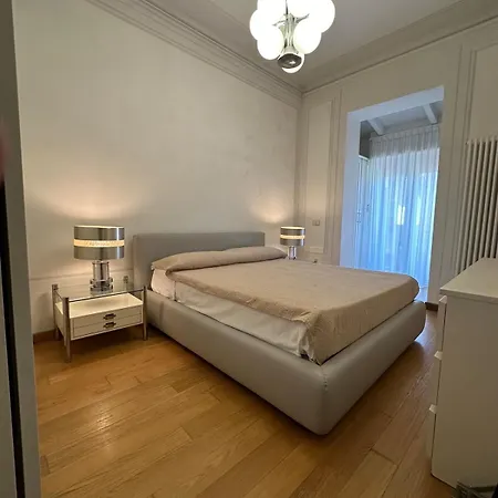 Sea View Design In Centre Daire *