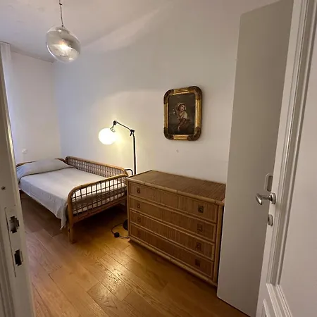 Sea View Design In Centre Διαμέρισμα